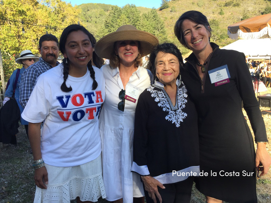 Photo of Women with at a philanthropy event